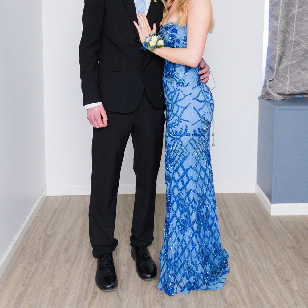 Sherri hill prom dress - Picture 2 of 2